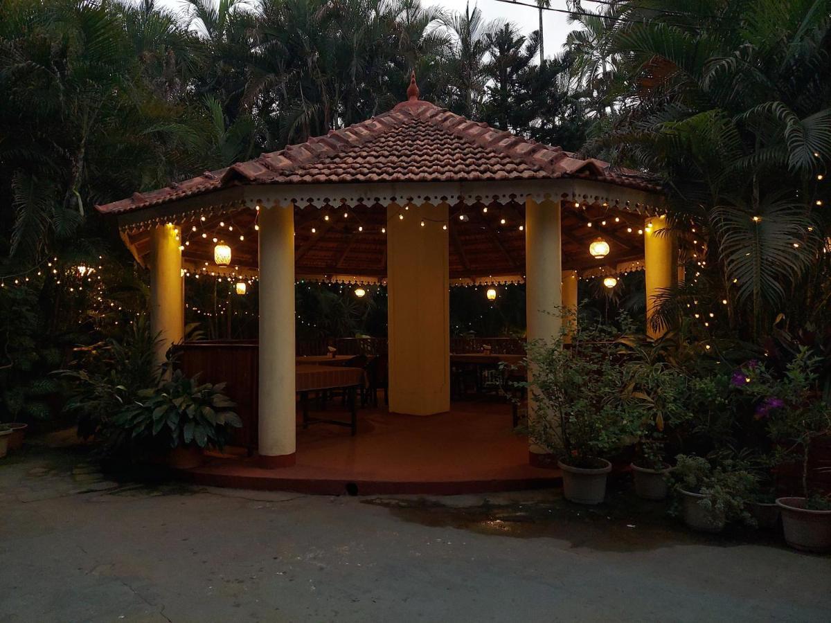 בנולים Palm Grove Cottages - Leisure Resort מראה חיצוני תמונה